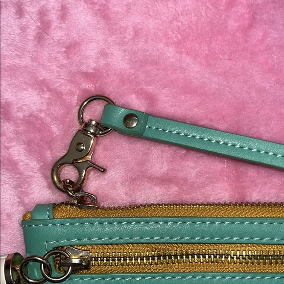 Spartina 449 Brown and Cream Wristlet - Picture 7 of 12